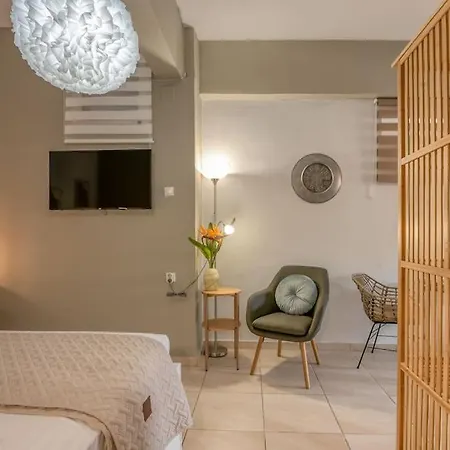 Modern 2 With A Yard *