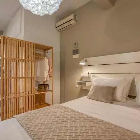 Modern 2 With A Yard Ханья