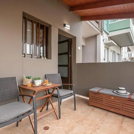 Modern 2 With A Yard