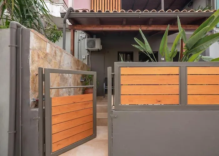 Apartment Modern 2 With A Yard Chania (Crete)