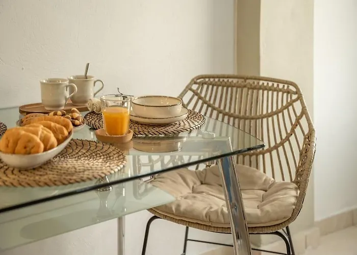 Modern 2 With A Yard