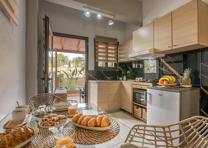 Modern 2 With A Yard